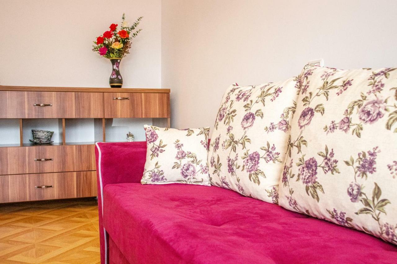 Downtown Luxury Apartment Piatra Neamţ エクステリア 写真