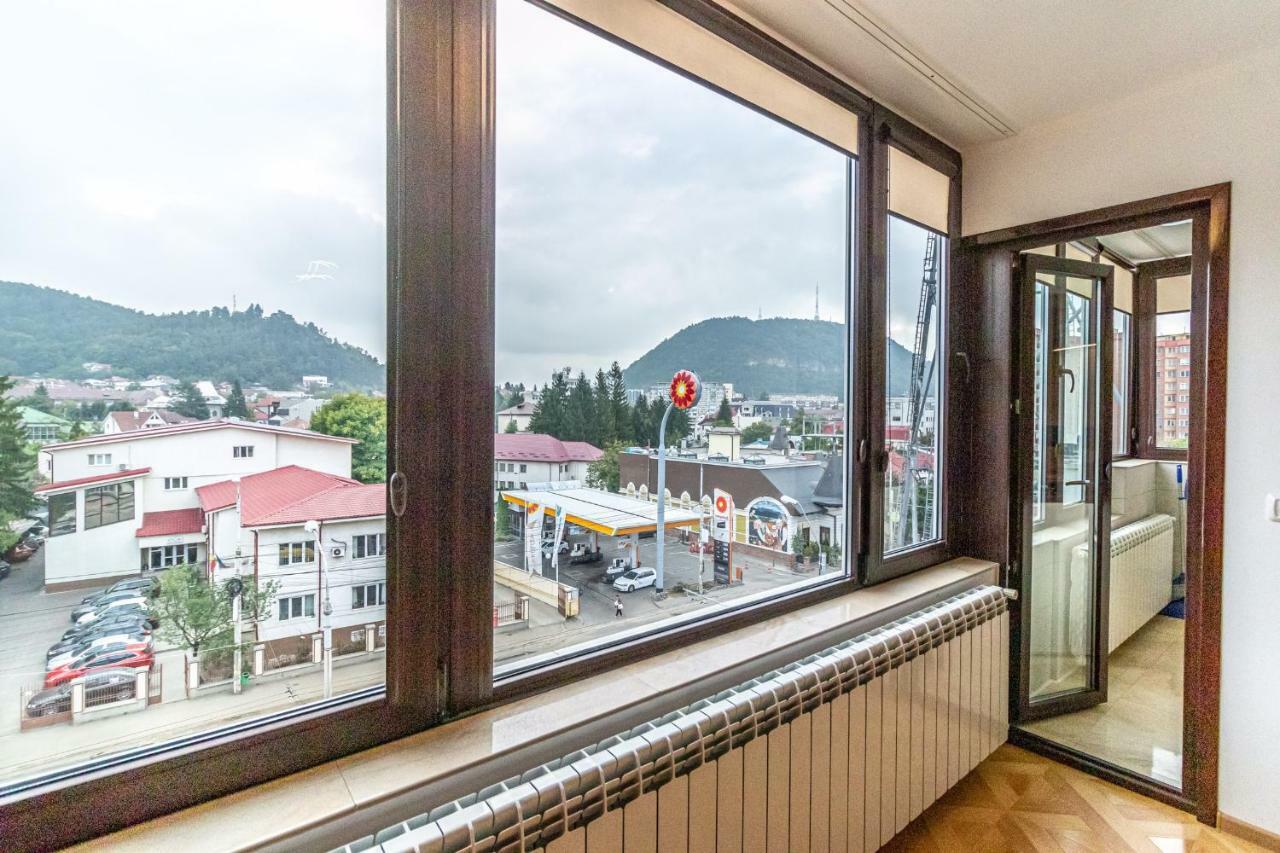 Downtown Luxury Apartment Piatra Neamţ エクステリア 写真